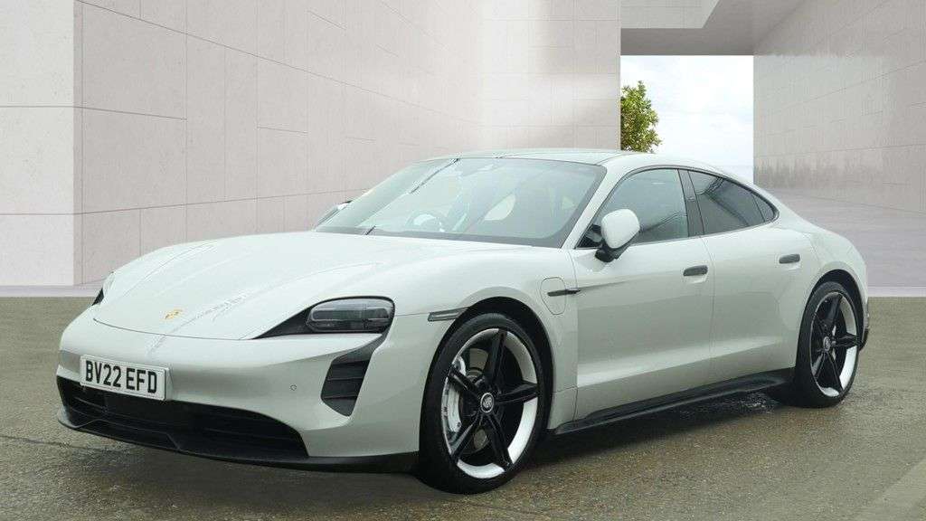 A 2022 PORSCHE TAYCAN Performance Plus 93.4kWh 4S Saloon 4dr Electric Auto 4WD (11kW Charger) (57 A 2022 PORSCHE TAYCAN Performance Plus 93.4kWh 4S Saloon 4dr Electric Auto 4WD (11kW Charger) (57