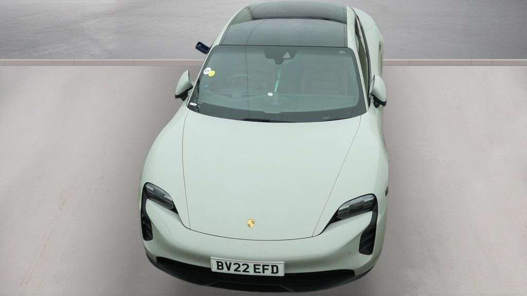 2022 PORSCHE TAYCAN 2022 PORSCHE TAYCAN