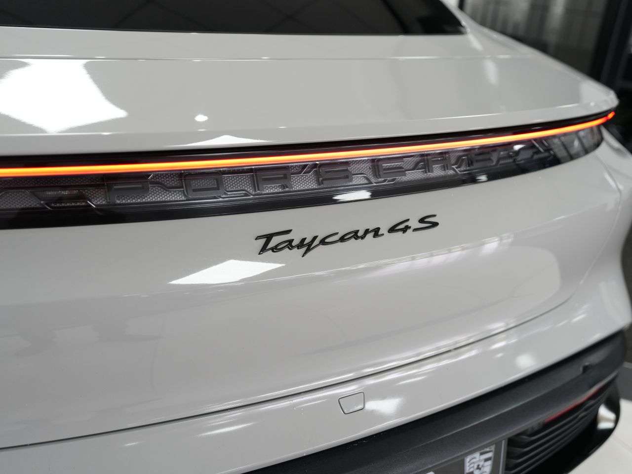 2022 PORSCHE TAYCAN 2022 PORSCHE TAYCAN