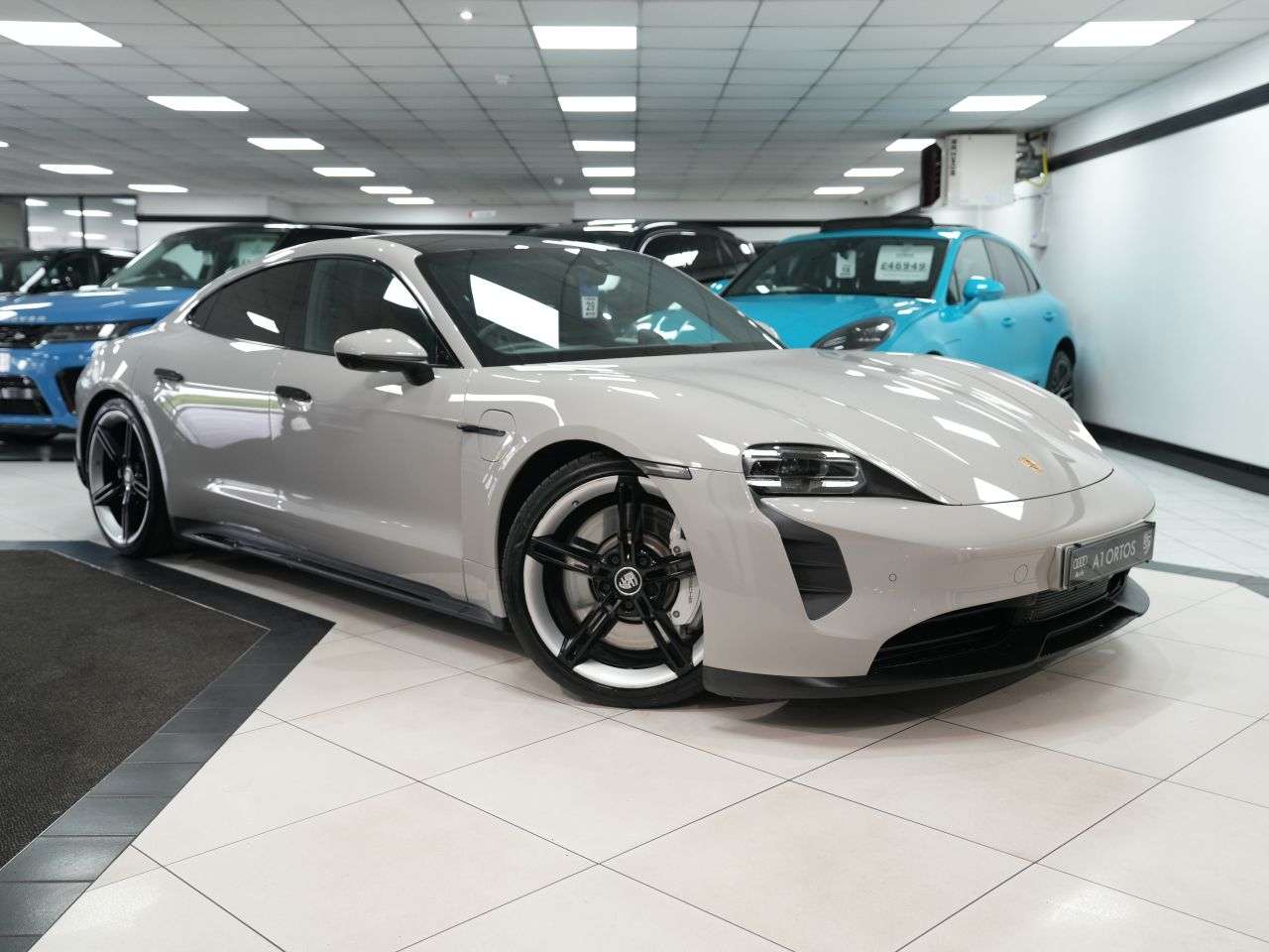2022 PORSCHE TAYCAN 2022 PORSCHE TAYCAN
