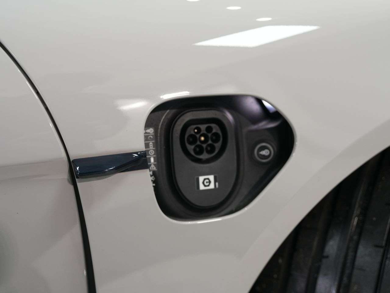 2022 PORSCHE TAYCAN 2022 PORSCHE TAYCAN