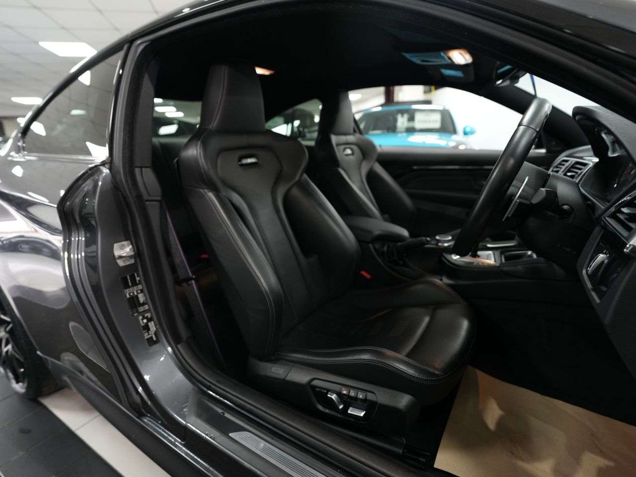 2020 BMW M4 2020 BMW M4