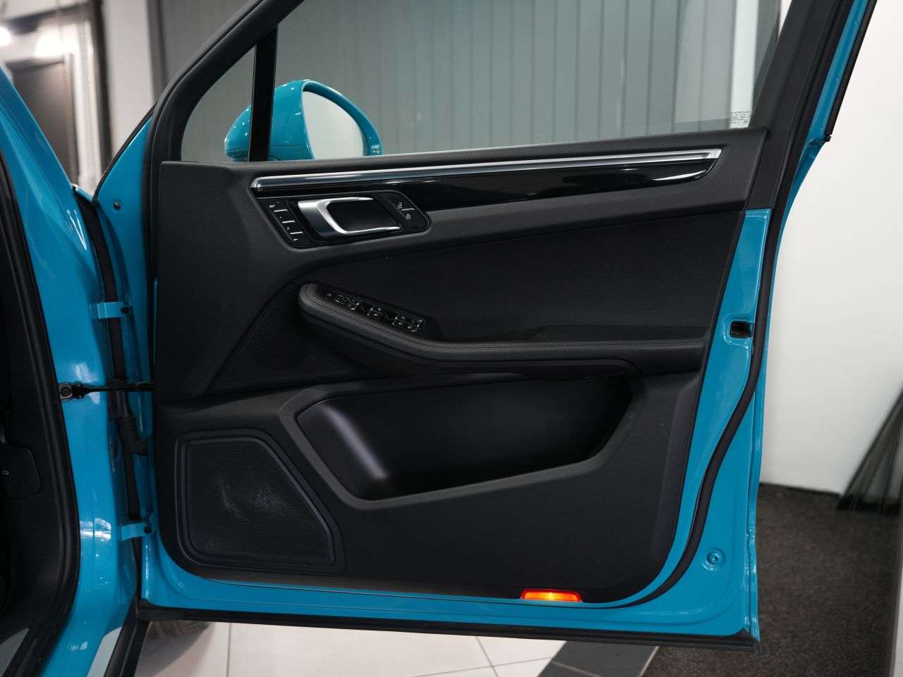 2021 PORSCHE MACAN 2021 PORSCHE MACAN