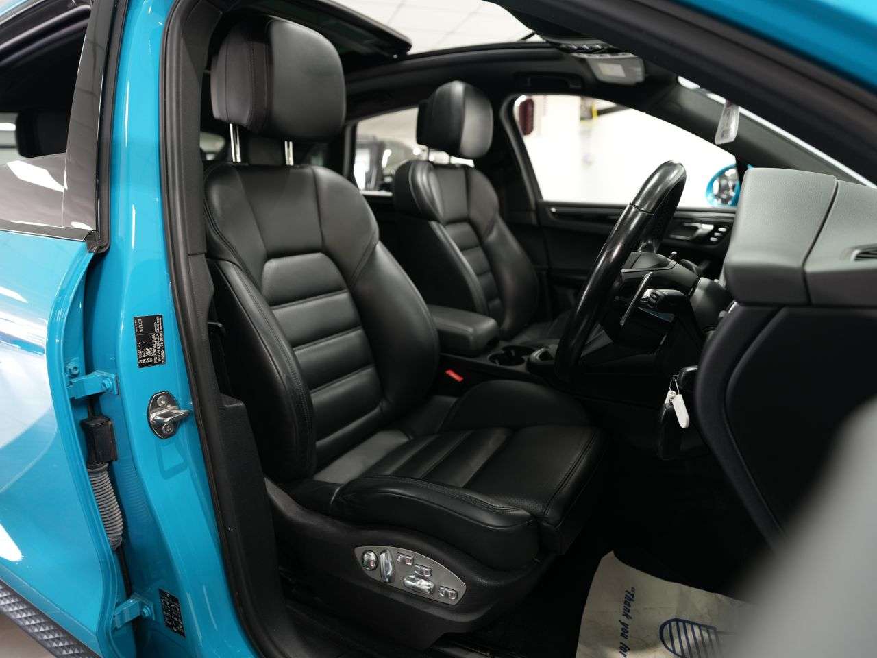 2021 PORSCHE MACAN 2021 PORSCHE MACAN
