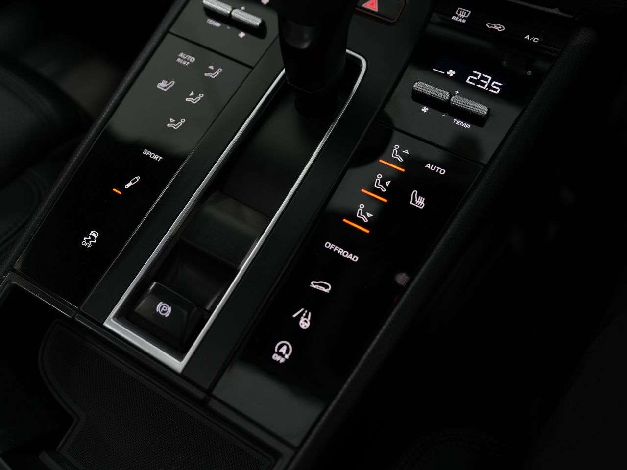 2021 PORSCHE MACAN 2021 PORSCHE MACAN