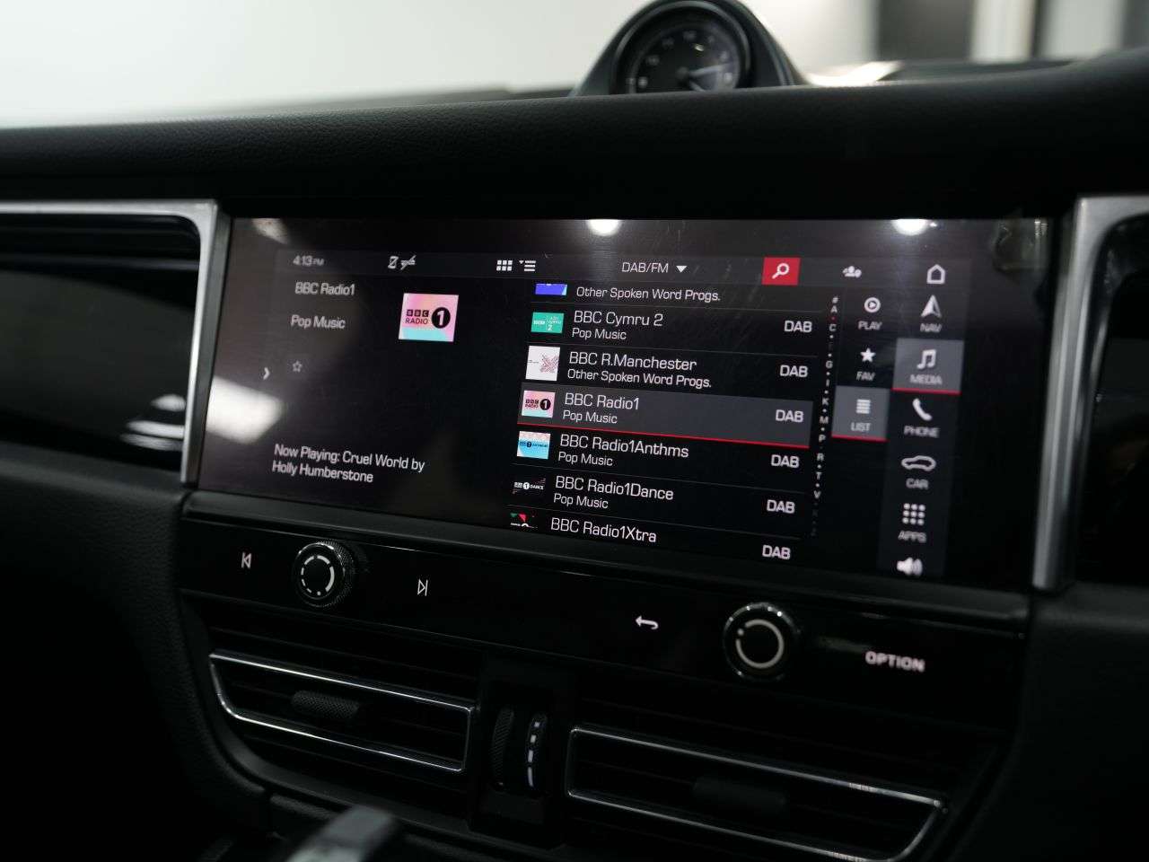2021 PORSCHE MACAN 2021 PORSCHE MACAN