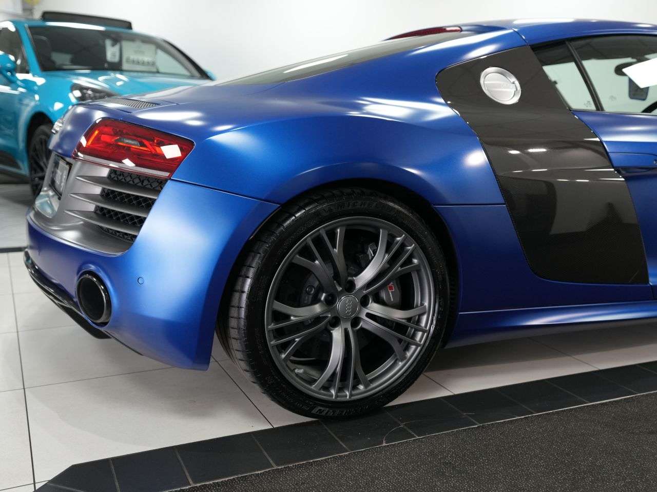 2013 AUDI R8 2013 AUDI R8