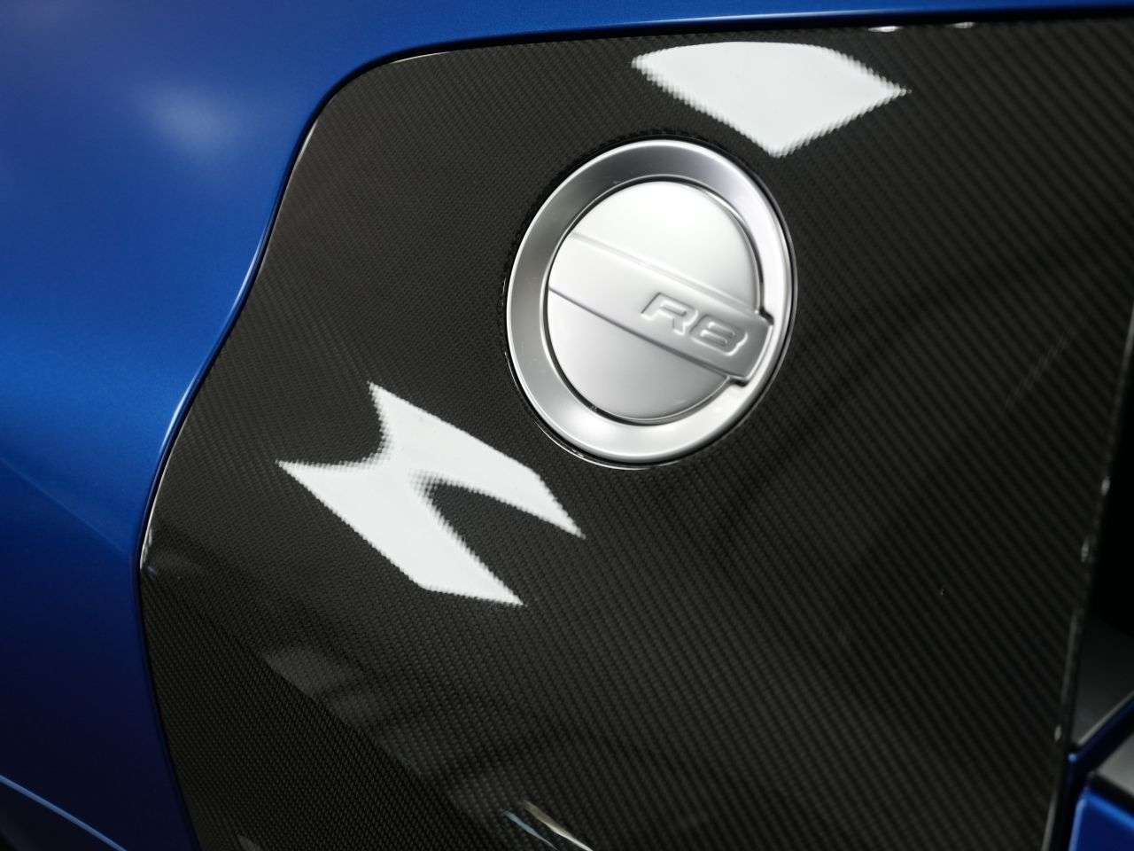 2013 AUDI R8 2013 AUDI R8