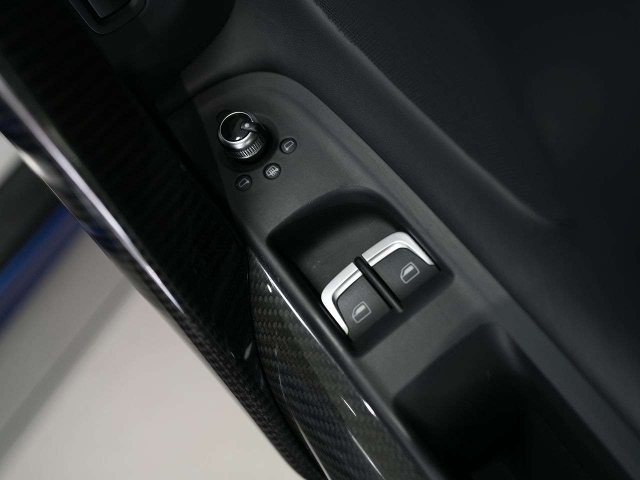 2013 AUDI R8 2013 AUDI R8