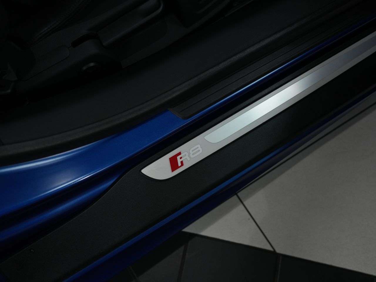 2013 AUDI R8 2013 AUDI R8