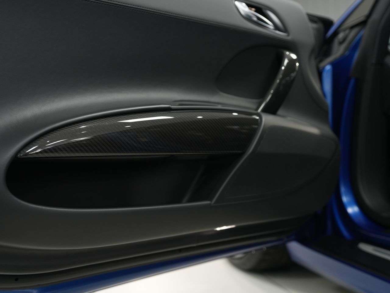 2013 AUDI R8 2013 AUDI R8
