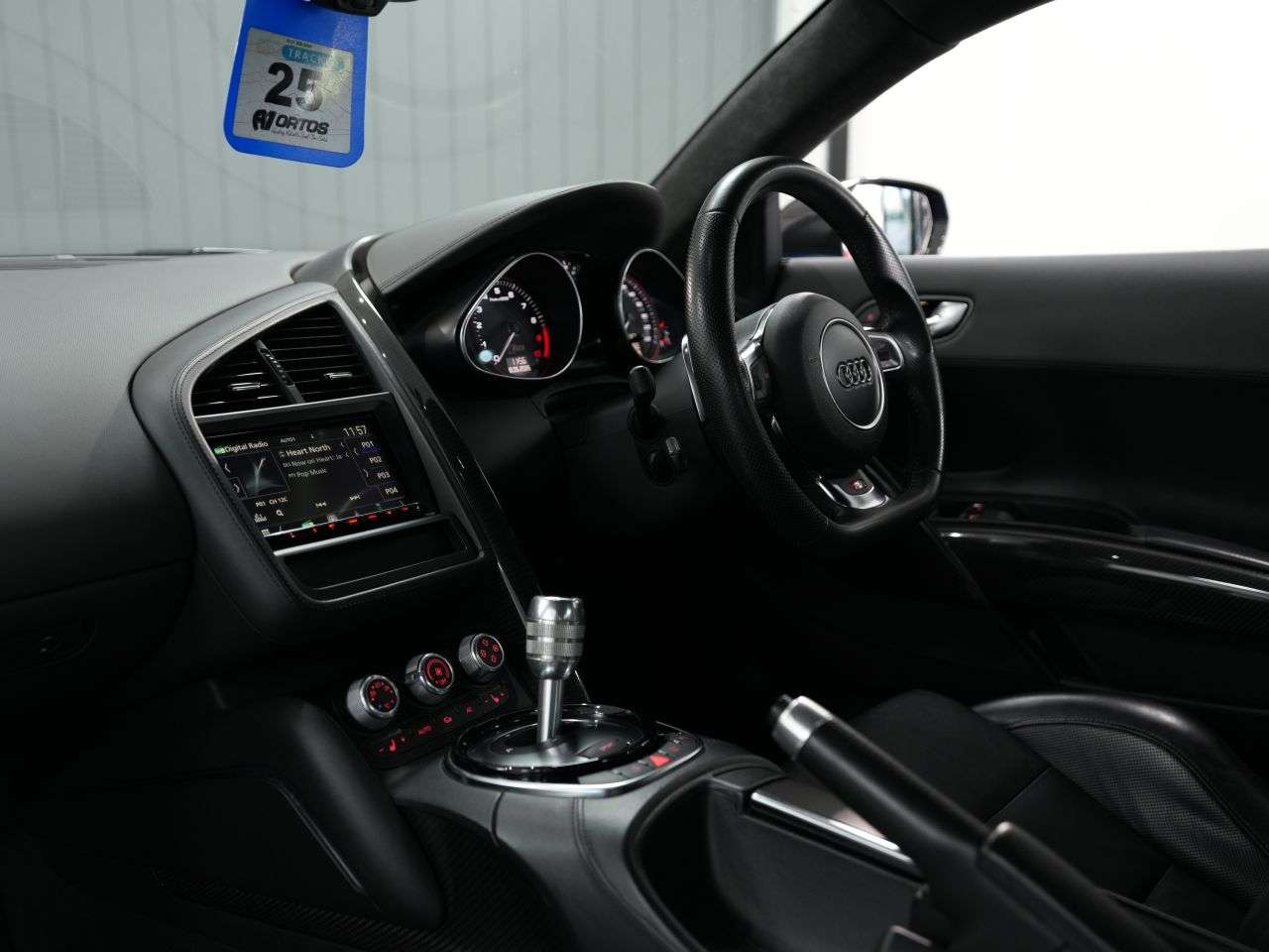 2013 AUDI R8 2013 AUDI R8