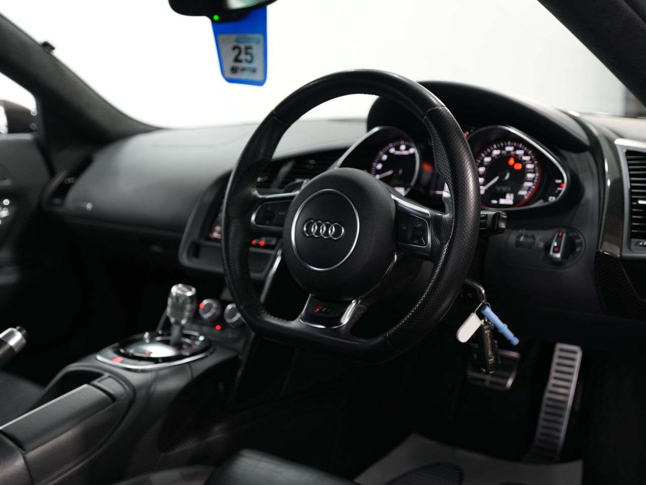2013 AUDI R8 2013 AUDI R8