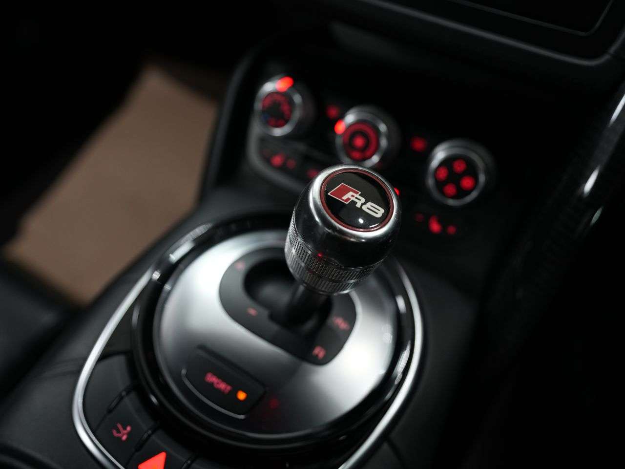 2013 AUDI R8 2013 AUDI R8
