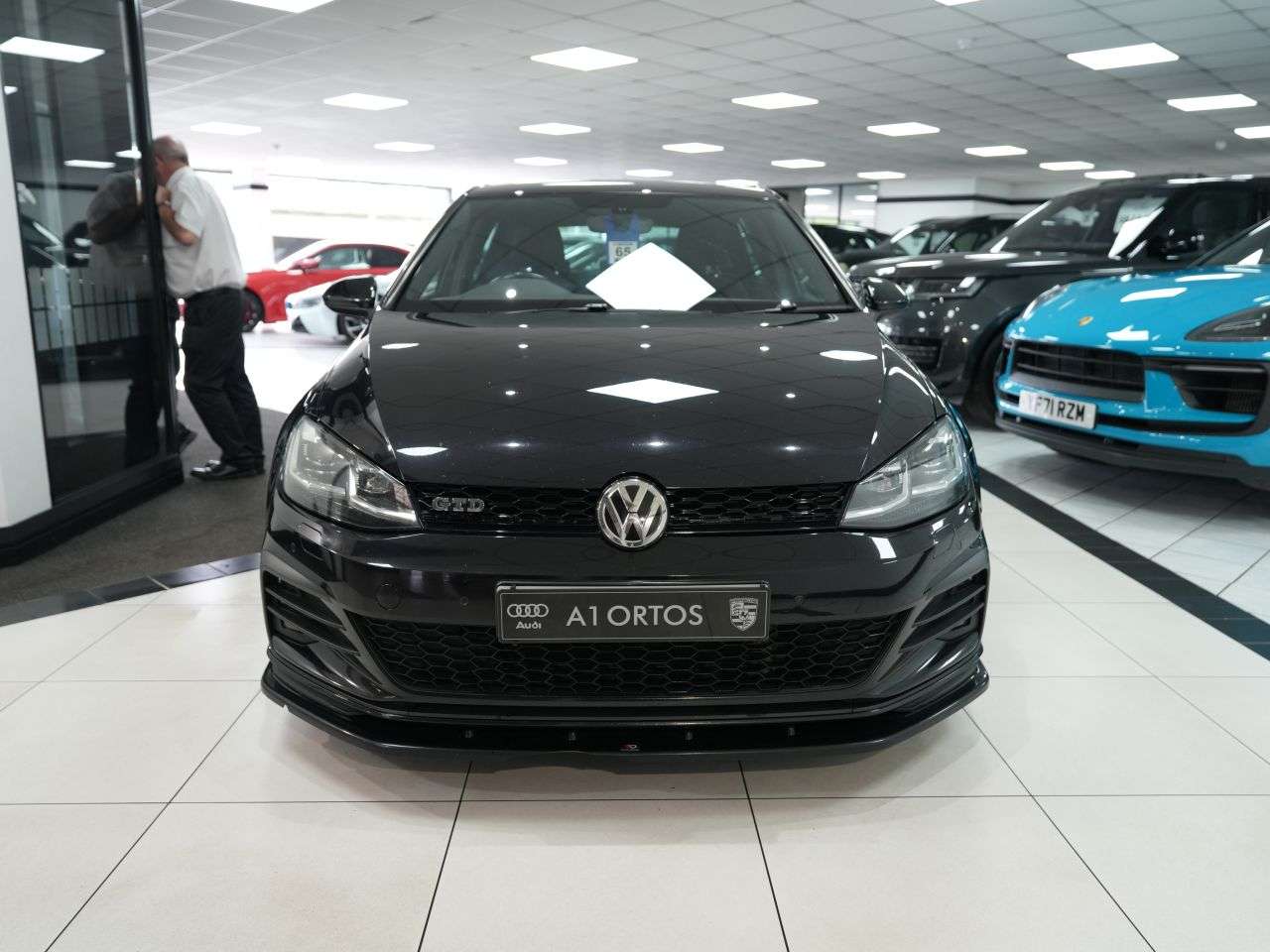 A 2017 VOLKSWAGEN GOLF 2.0 TDI BlueMotion Tech GTD Hatchback 5dr Diesel DSG Euro 6 (s/s) (184 ps) A 2017 VOLKSWAGEN GOLF 2.0 TDI BlueMotion Tech GTD Hatchback 5dr Diesel DSG Euro 6 (s/s) (184 ps)