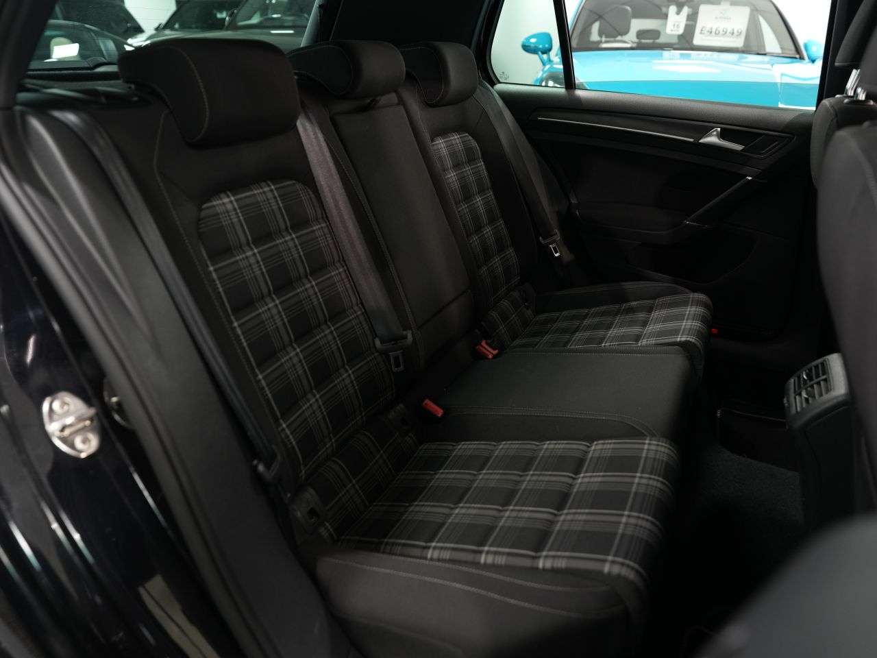 2017 VOLKSWAGEN GOLF 2017 VOLKSWAGEN GOLF