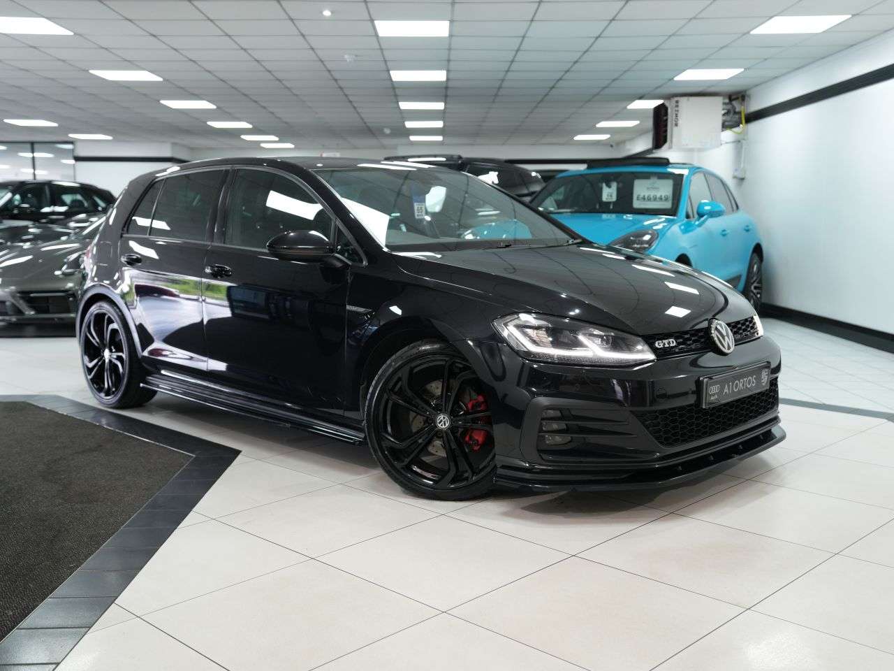 2017 VOLKSWAGEN GOLF 2017 VOLKSWAGEN GOLF