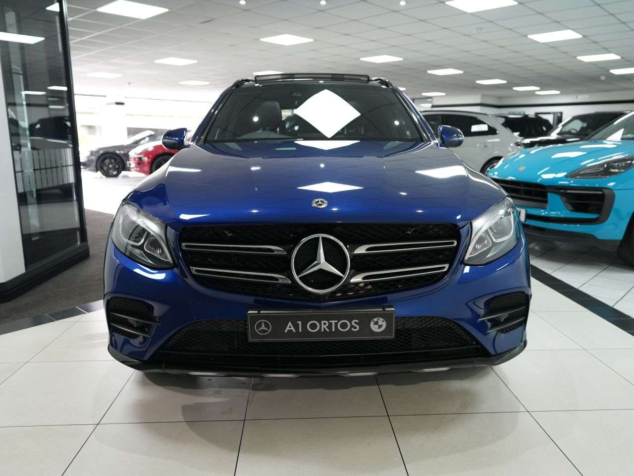 A 2018 MERCEDES-BENZ GLC 3.0 GLC350d V6 AMG Line (Premium) SUV 5dr Diesel G-Tronic 4MATIC Euro 6 (s/ A 2018 MERCEDES-BENZ GLC 3.0 GLC350d V6 AMG Line (Premium) SUV 5dr Diesel G-Tronic 4MATIC Euro 6 (s/