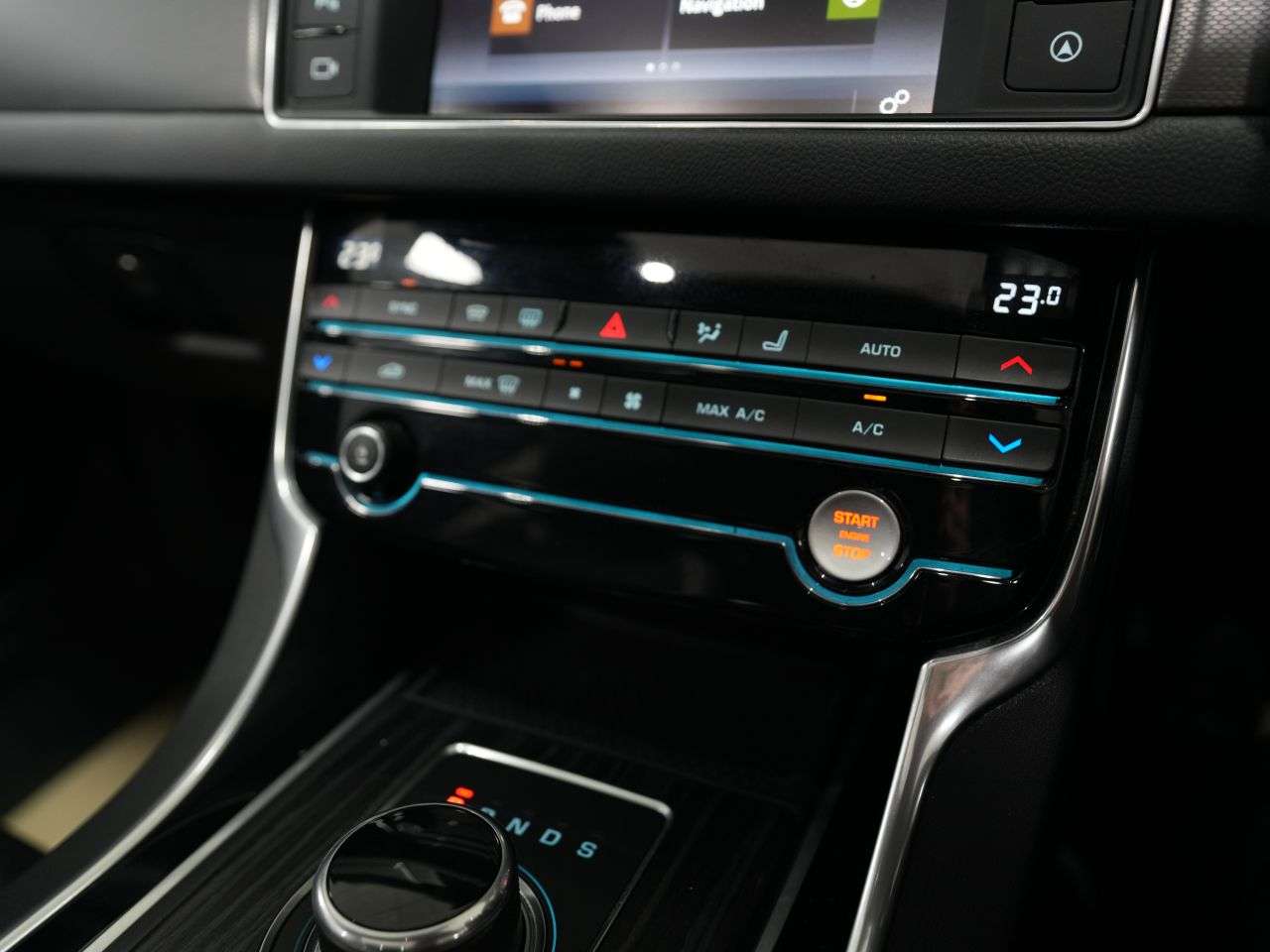 2016 JAGUAR XF 2016 JAGUAR XF