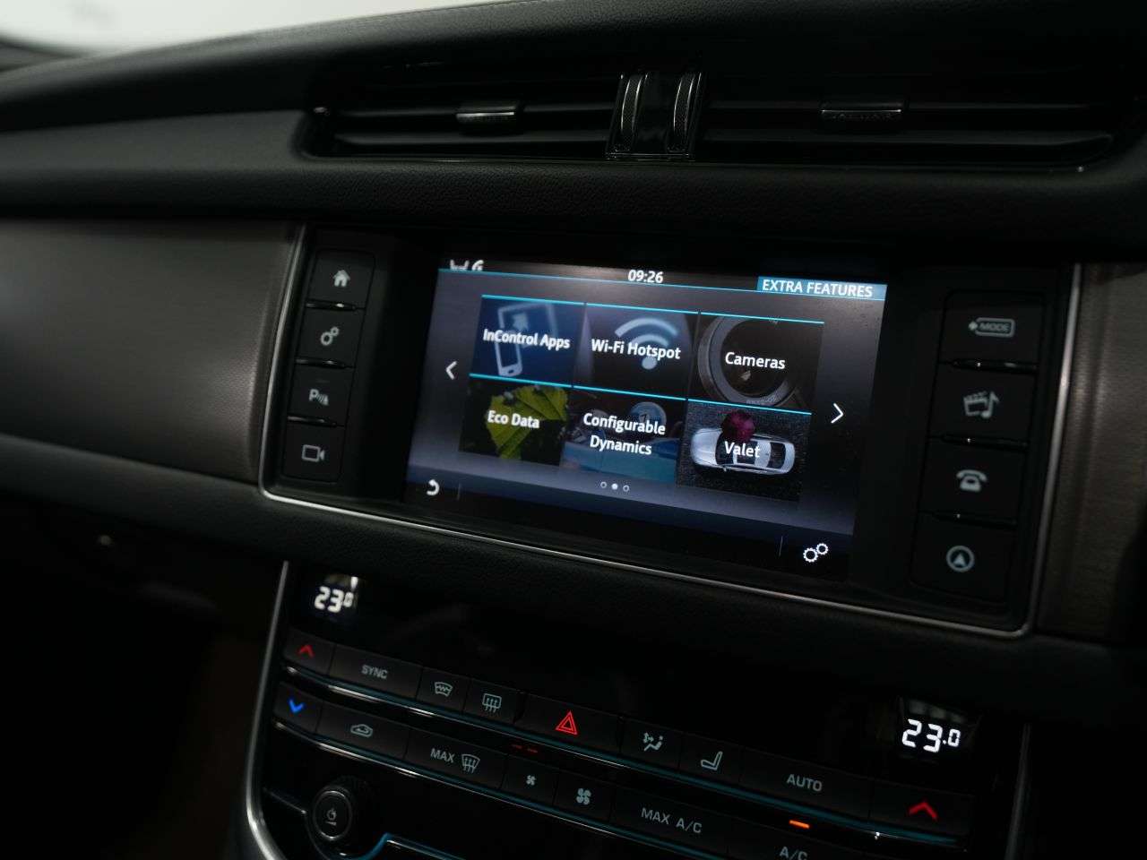 2016 JAGUAR XF 2016 JAGUAR XF