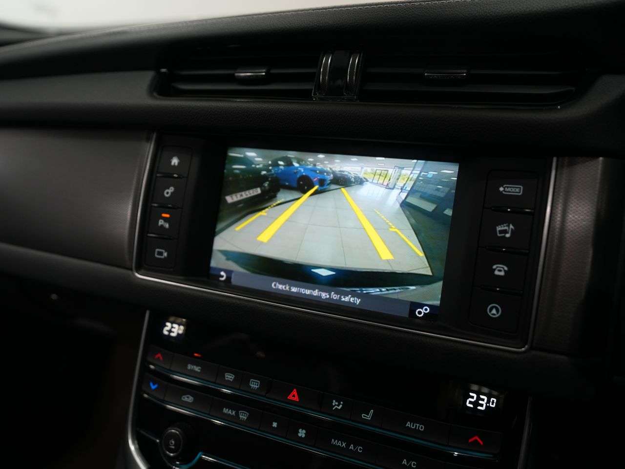 2016 JAGUAR XF 2016 JAGUAR XF