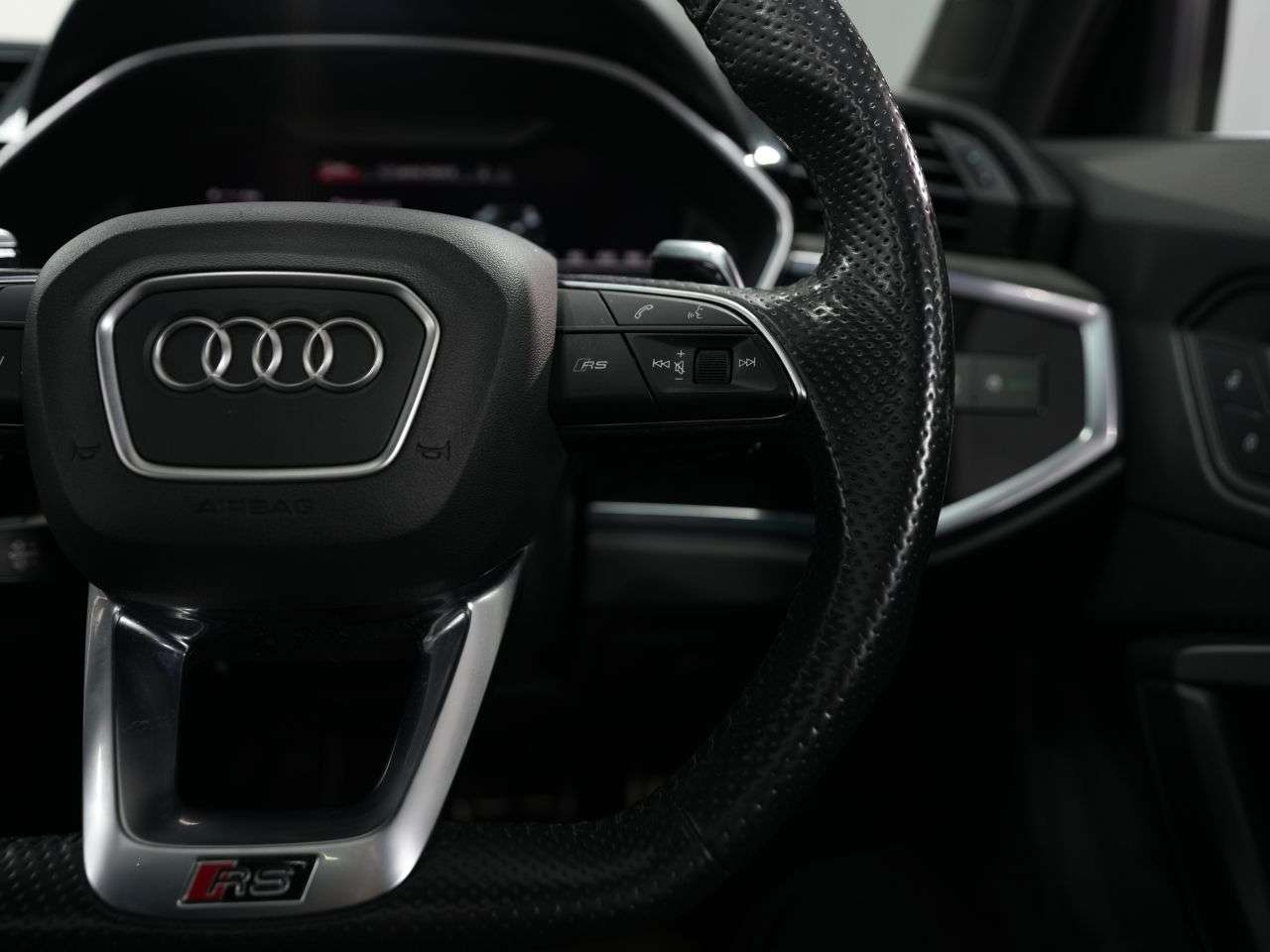 2021 AUDI RS Q3 2021 AUDI RS Q3