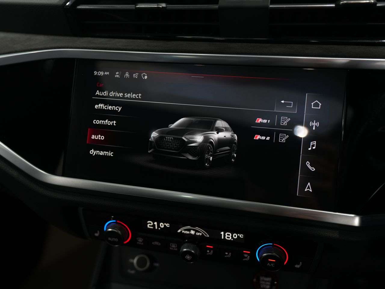 2021 AUDI RS Q3 2021 AUDI RS Q3