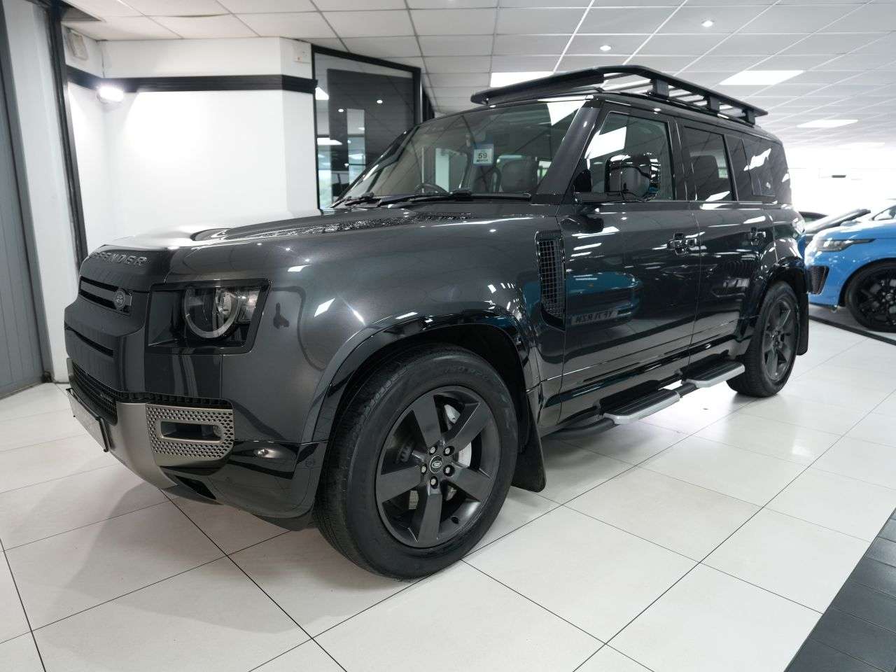 A 2023 LAND ROVER DEFENDER 3.0 D300 MHEV X-Dynamic HSE SUV 5dr Diesel Auto 4WD Euro 6 (s/s) (300 ps) O A 2023 LAND ROVER DEFENDER 3.0 D300 MHEV X-Dynamic HSE SUV 5dr Diesel Auto 4WD Euro 6 (s/s) (300 ps) O