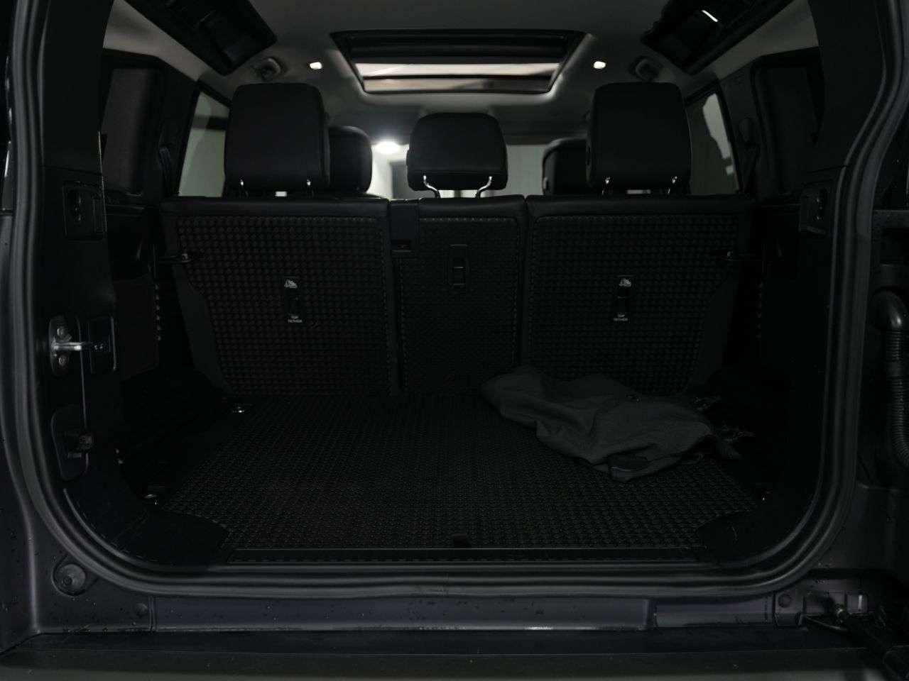 2023 LAND ROVER DEFENDER 2023 LAND ROVER DEFENDER