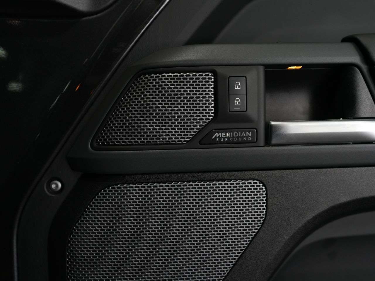 2023 LAND ROVER DEFENDER 2023 LAND ROVER DEFENDER