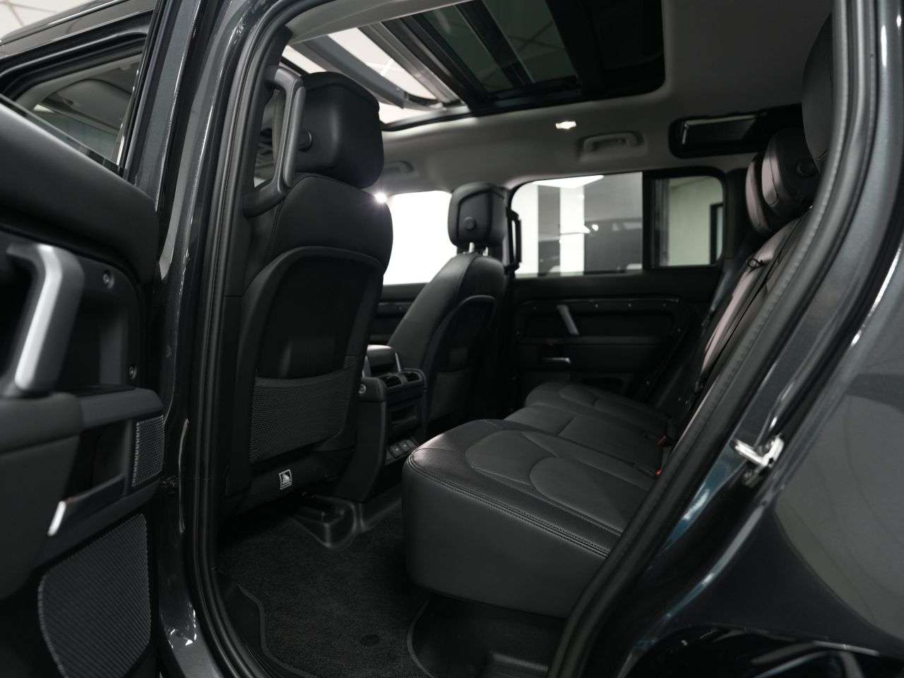 2023 LAND ROVER DEFENDER 2023 LAND ROVER DEFENDER