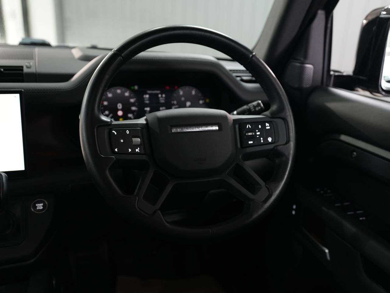 2023 LAND ROVER DEFENDER 2023 LAND ROVER DEFENDER