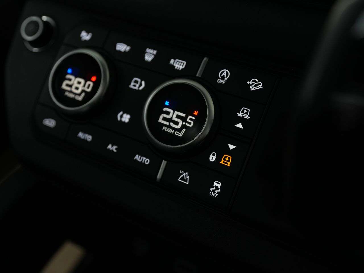2023 LAND ROVER DEFENDER 2023 LAND ROVER DEFENDER