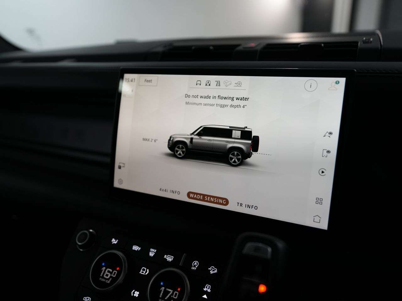 2023 LAND ROVER DEFENDER 2023 LAND ROVER DEFENDER