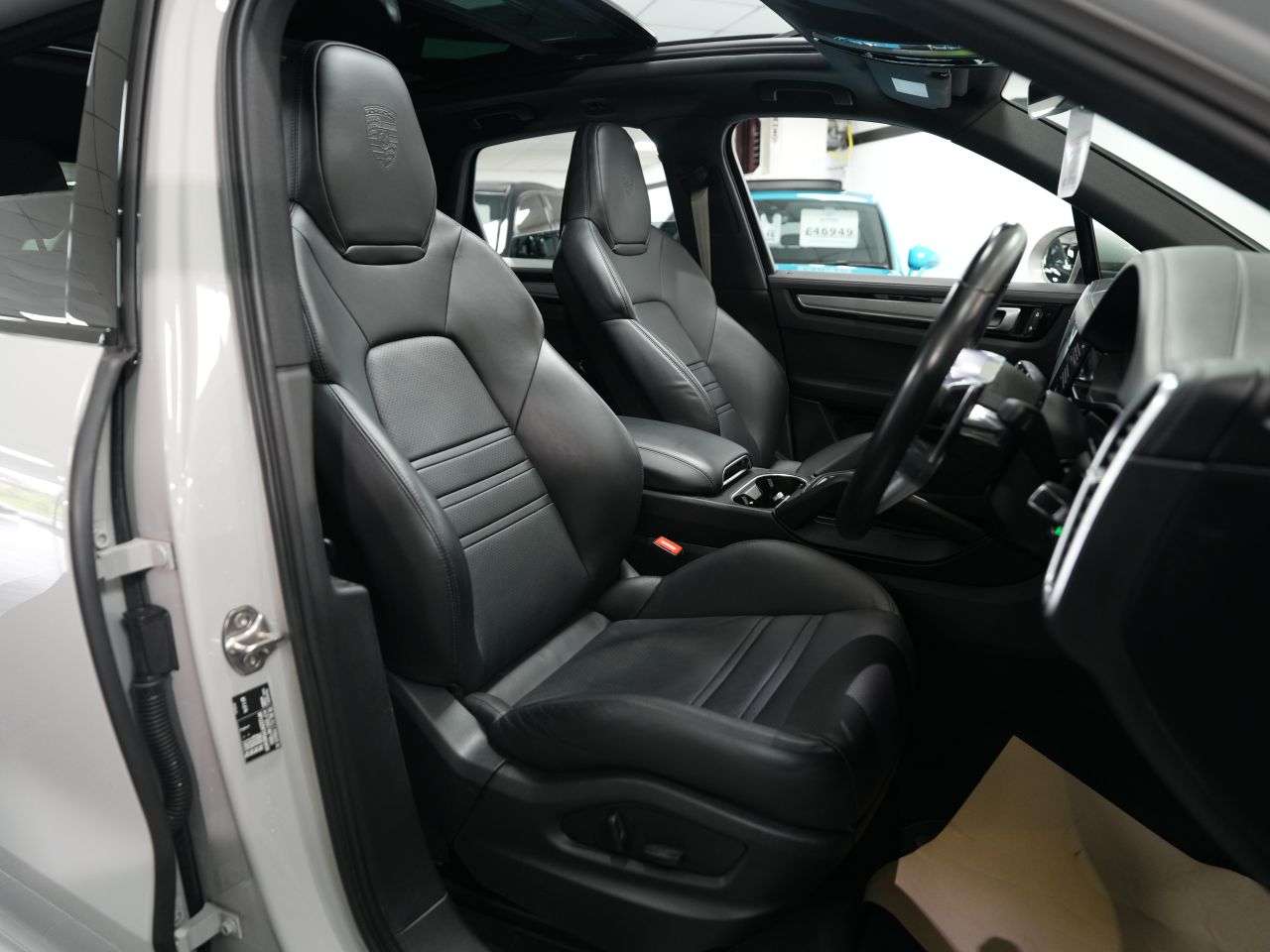 2023 PORSCHE CAYENNE 2023 PORSCHE CAYENNE