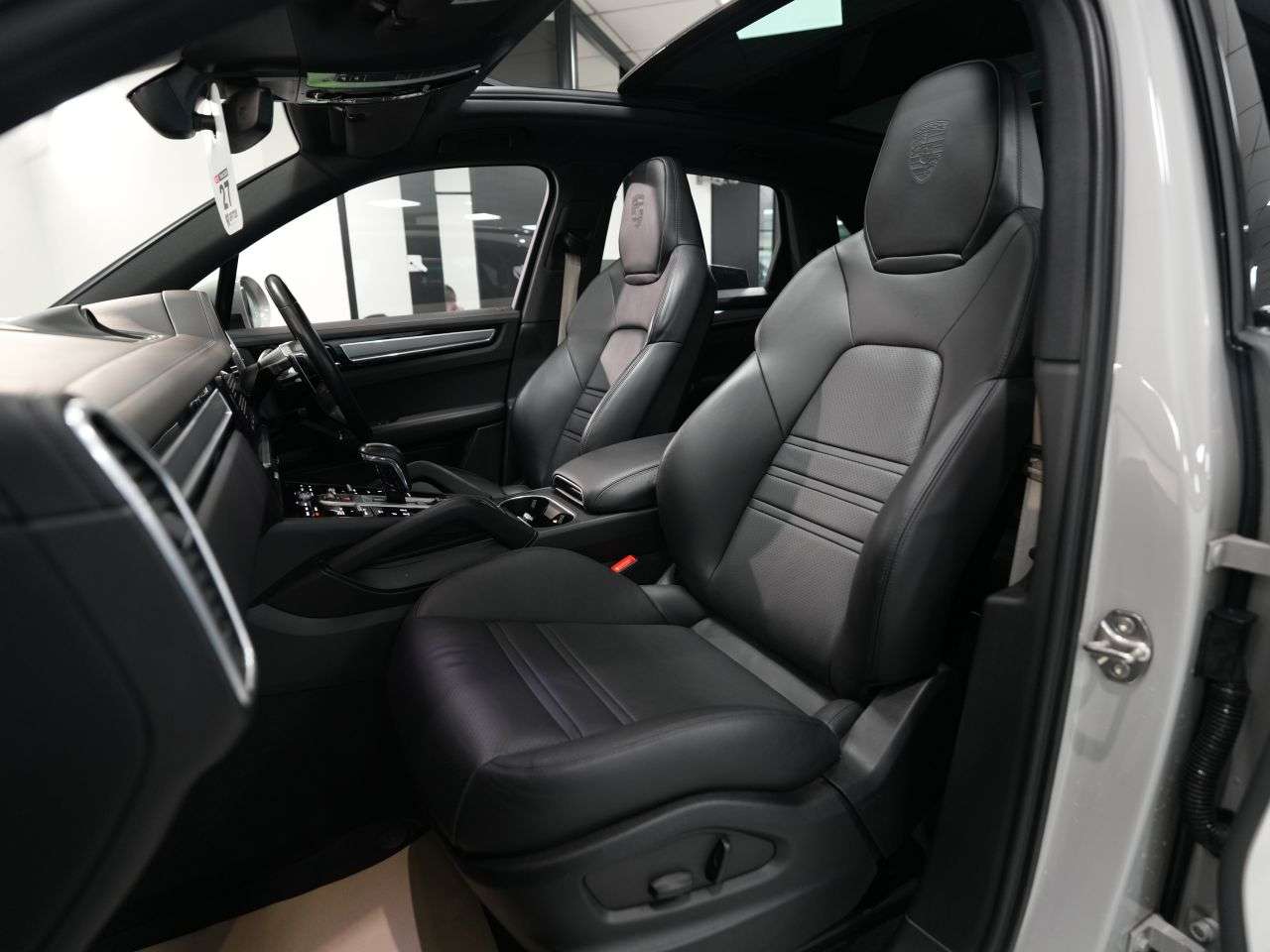 2023 PORSCHE CAYENNE 2023 PORSCHE CAYENNE
