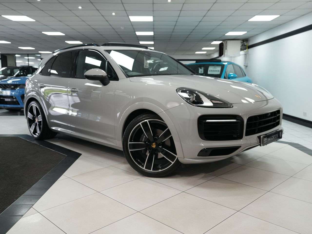 2023 PORSCHE CAYENNE 2023 PORSCHE CAYENNE