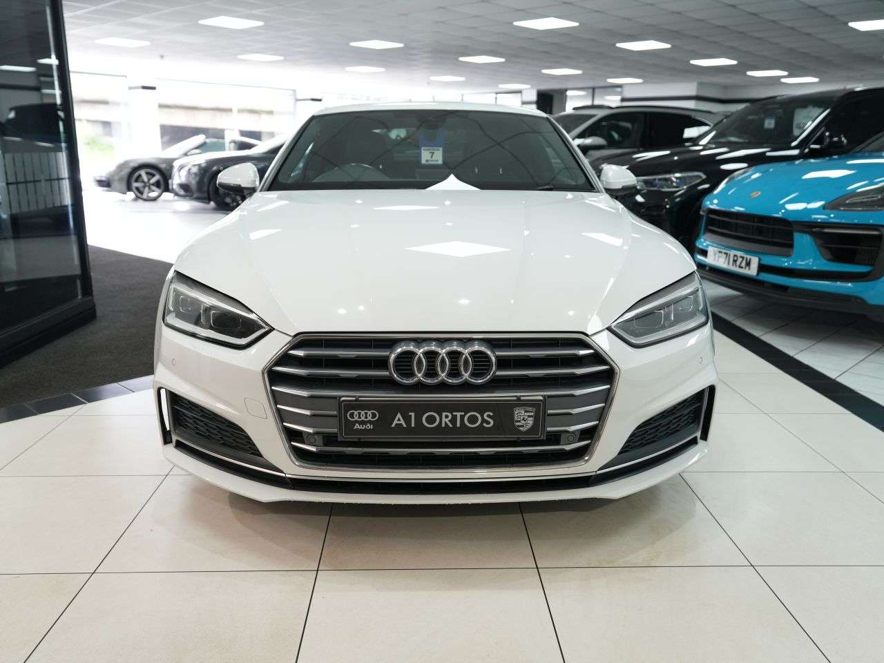 A 2018 AUDI A5 2.0 TFSI 40 S line Coupe 2dr Petrol Manual Euro 6 (s/s) (190 ps) FULL SERVI A 2018 AUDI A5 2.0 TFSI 40 S line Coupe 2dr Petrol Manual Euro 6 (s/s) (190 ps) FULL SERVI