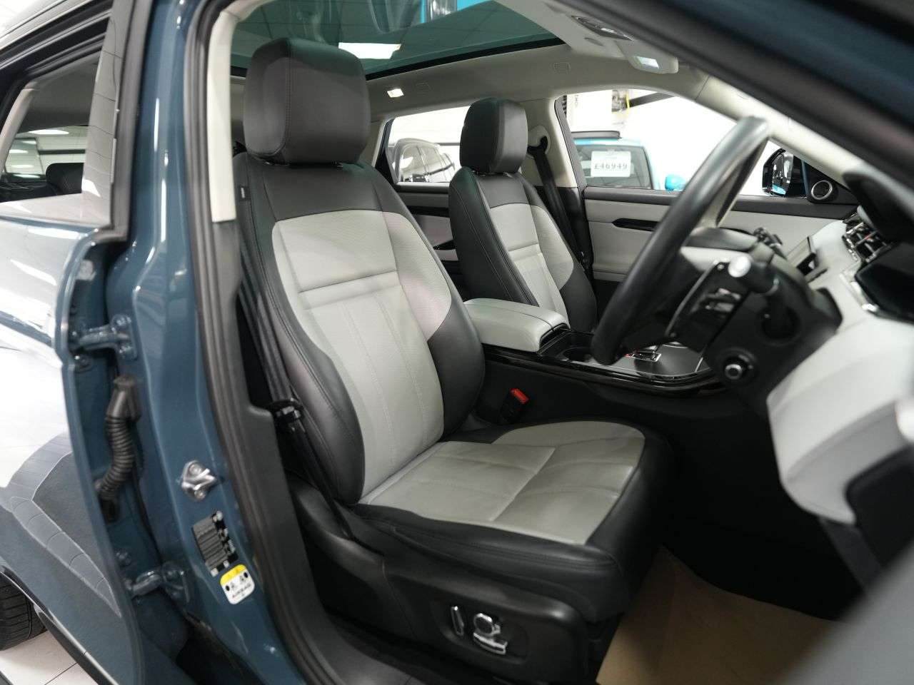 2023 LAND ROVER RANGE ROVER EVOQUE 2023 LAND ROVER RANGE ROVER EVOQUE