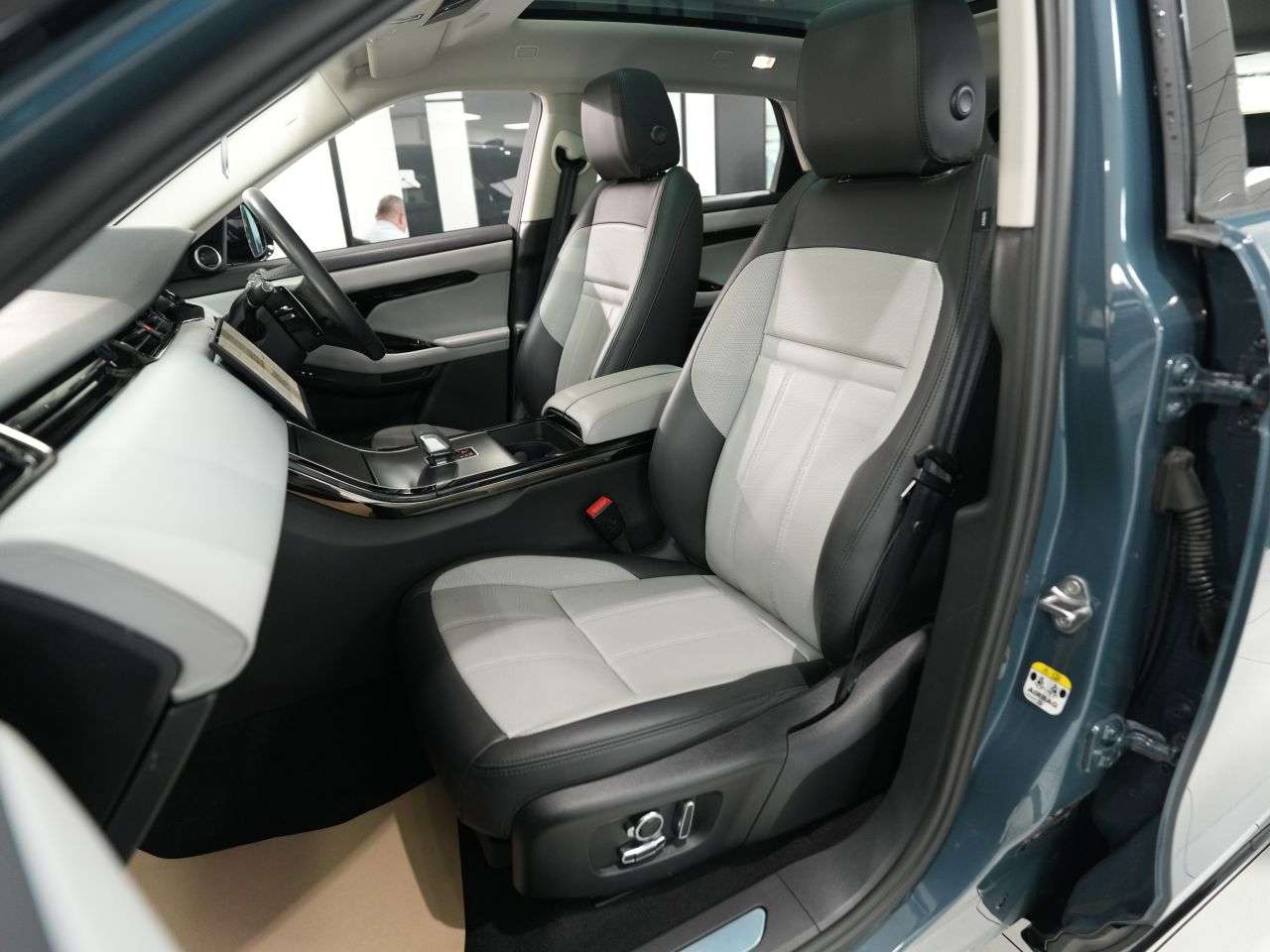 2023 LAND ROVER RANGE ROVER EVOQUE 2023 LAND ROVER RANGE ROVER EVOQUE