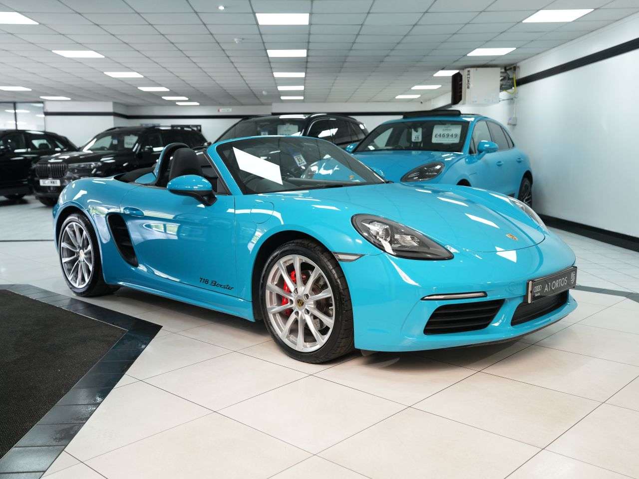 A 2016 PORSCHE 718 BOXSTER 2.0T Convertible 2dr Petrol PDK Euro 6 (s/s) (300 ps) BEAUTIFUL MIAMI BLUE A 2016 PORSCHE 718 BOXSTER 2.0T Convertible 2dr Petrol PDK Euro 6 (s/s) (300 ps) BEAUTIFUL MIAMI BLUE