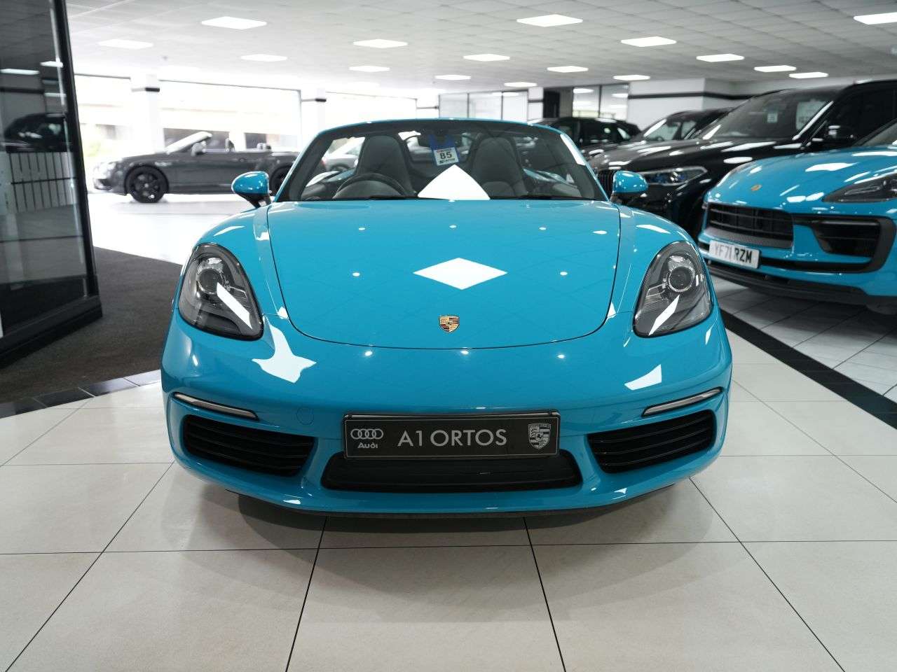 A 2016 PORSCHE 718 BOXSTER 2.0T Convertible 2dr Petrol PDK Euro 6 (s/s) (300 ps) BEAUTIFUL MIAMI BLUE A 2016 PORSCHE 718 BOXSTER 2.0T Convertible 2dr Petrol PDK Euro 6 (s/s) (300 ps) BEAUTIFUL MIAMI BLUE