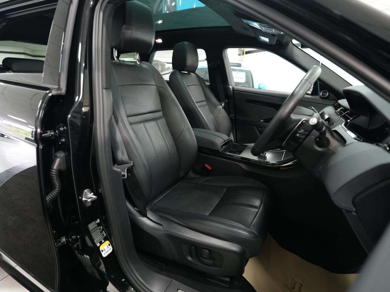 2023 LAND ROVER RANGE ROVER EVOQUE 2023 LAND ROVER RANGE ROVER EVOQUE