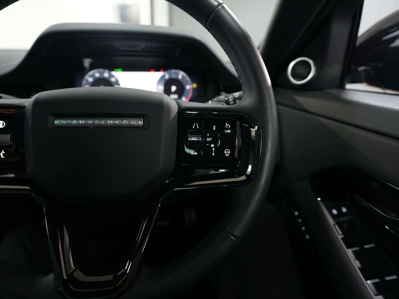 2023 LAND ROVER RANGE ROVER EVOQUE 2023 LAND ROVER RANGE ROVER EVOQUE