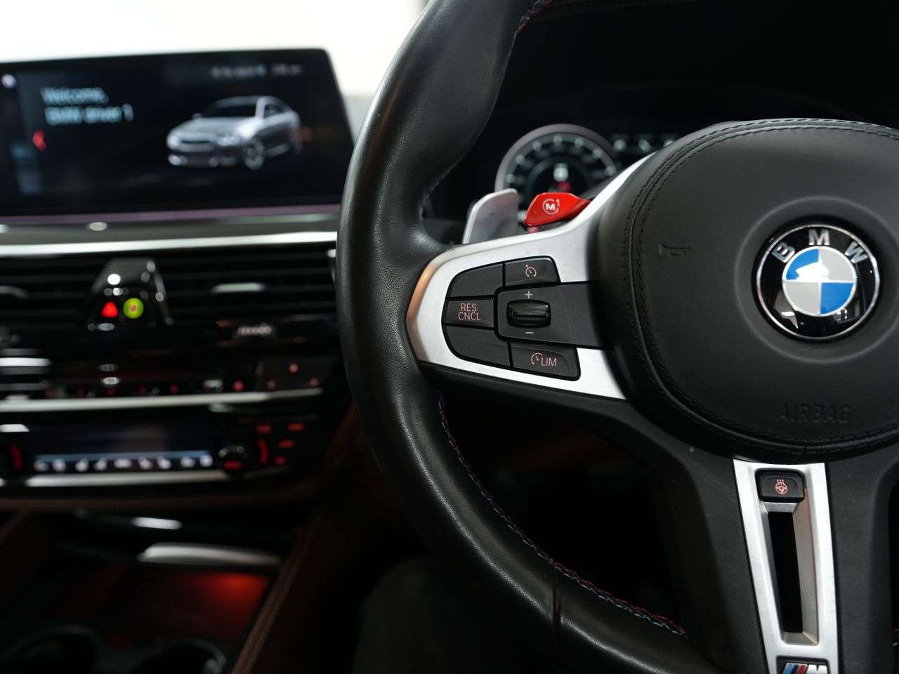 2018 BMW M5 2018 BMW M5