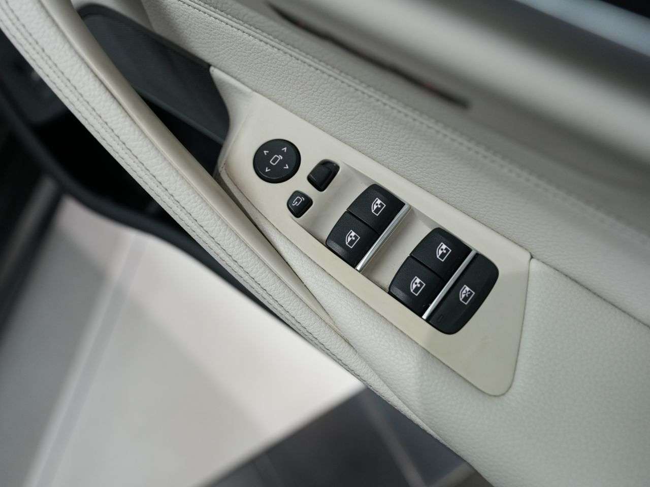 2020 BMW 5 SERIES 2020 BMW 5 SERIES