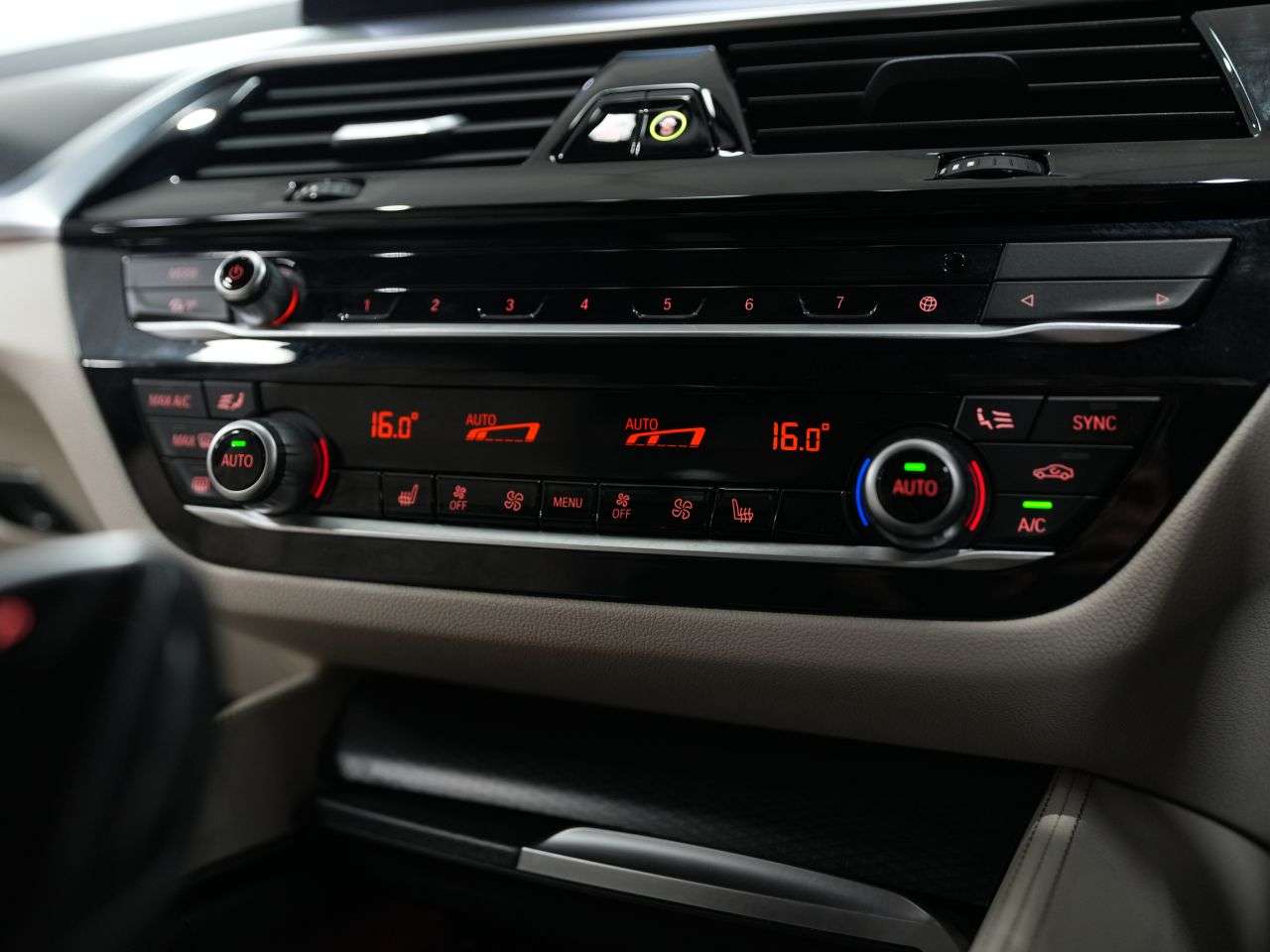 2020 BMW 5 SERIES 2020 BMW 5 SERIES