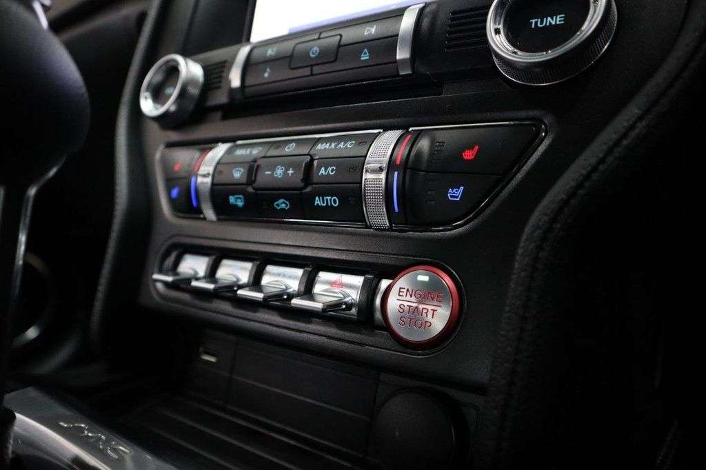 2022 FORD MUSTANG 2022 FORD MUSTANG