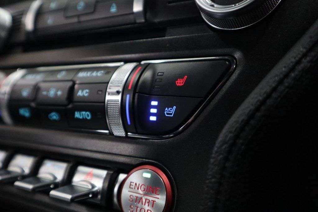 2022 FORD MUSTANG 2022 FORD MUSTANG