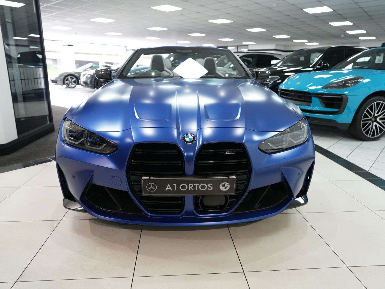 A 2022 BMW M4 3.0 BiTurbo Competition Convertible 2dr Petrol Steptronic M xDrive Euro 6 ( A 2022 BMW M4 3.0 BiTurbo Competition Convertible 2dr Petrol Steptronic M xDrive Euro 6 (